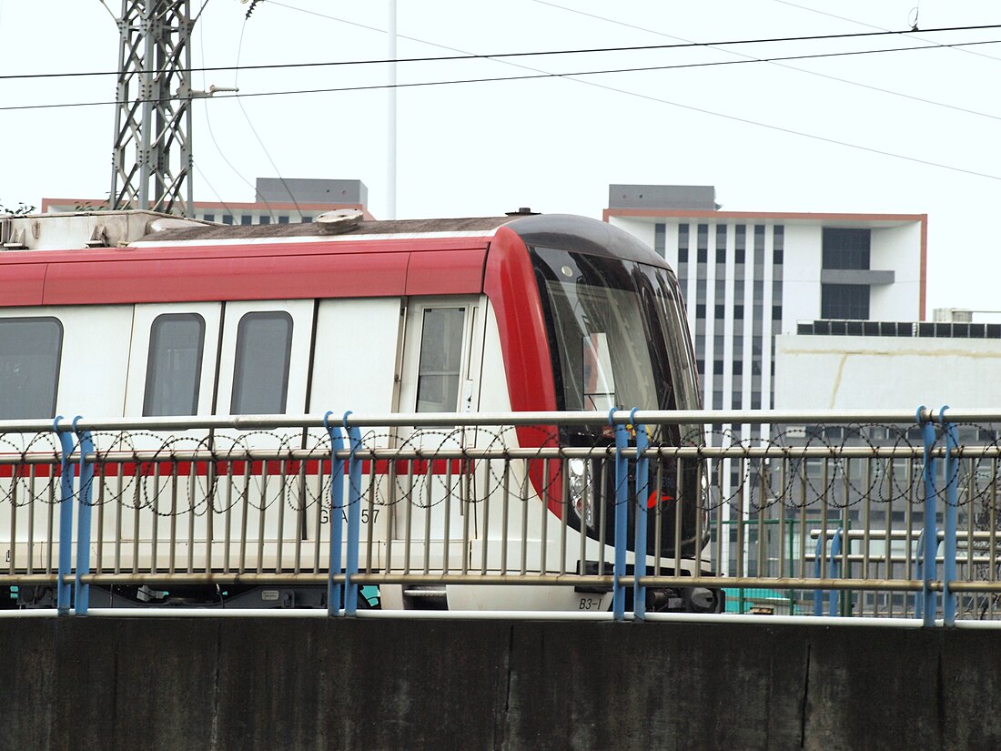 广佛地铁二期列车