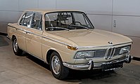 BMW 2000 Automatic at Retro Classics 2023