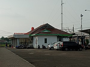 Bangunan utama Stasiun Daru, 2021.jpg