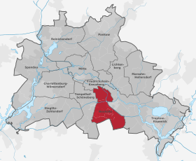 Berlin Bezirk Neukölln (labeled).svg