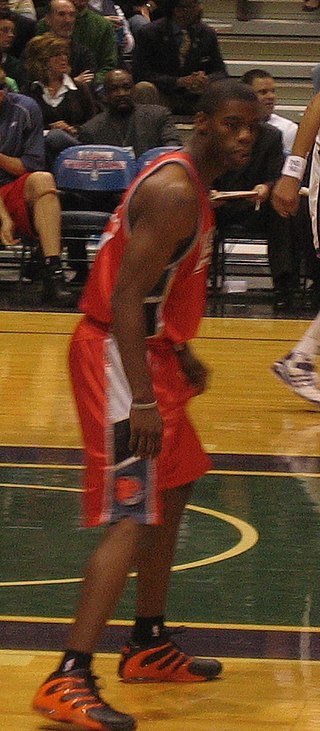 <span class="mw-page-title-main">Bernard Robinson (basketball)</span> American basketball player (born 1980)