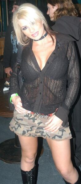 File:Brooke Haven at LA Direct Model's Party 1.jpg