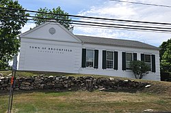 Town office building in Brookfield Center