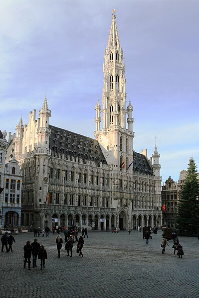 File:Brusel Grand place 3.jpg