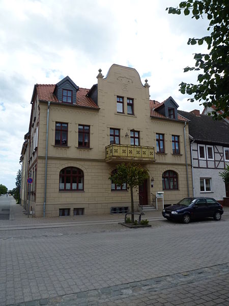 File:Calvörde, Haus der Begegnung a 2011.JPG