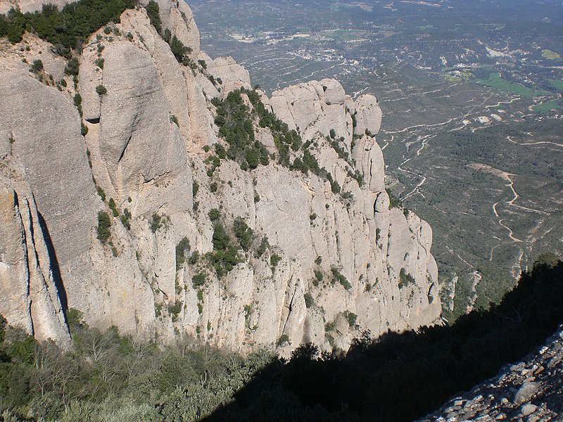 File:Canal de Sant Jeroni (abril 2011) - panoramio.jpg