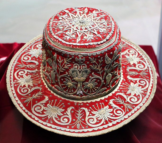 File:Cappello appartenuto all'imperatore menelik II.jpg