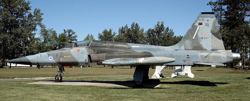 File:Cf-116 CFB Borden 2.jpg