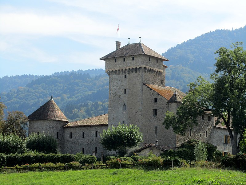 File:Château d'Avully 101.jpg