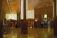 Chrysler Building Lobby 2.jpg