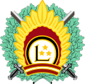 Emblema Forțelor armate naționale letone incluzând soarele cu cele 17 raze și cele trei stele