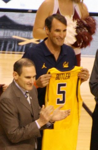 <span class="mw-page-title-main">Dave Butler (basketball, born 1964/1965)</span> American basketball player