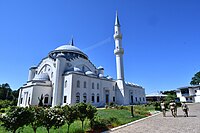 The Diyanet Center of America, a mosque and community center in Lanham, June 2017 Diyanet Center of America.jpg