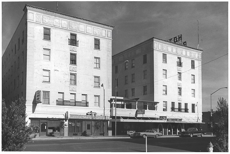 File:Douglas Historic Gadsden Hotel.1984.jpg