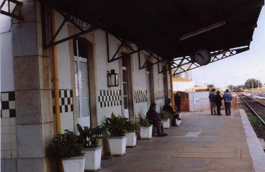 Estação Ferroviária de Ermidas-Sado