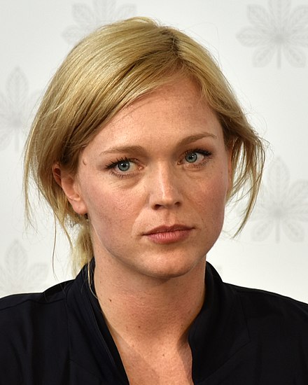 Czech actresses. Эстер орген. Эстер Липштадт. Эстер вейергейh. Эстер Маквей.