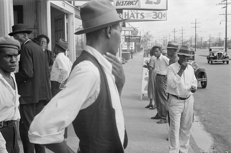 File:FERA New Orleans 1935 Looking.jpg