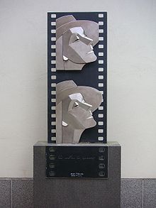 Skulptur von Thomas Qvarsebo in der Filmstaden