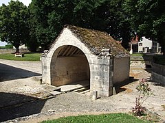 Fontaines-en-Duesmois  Classé MH (1950)