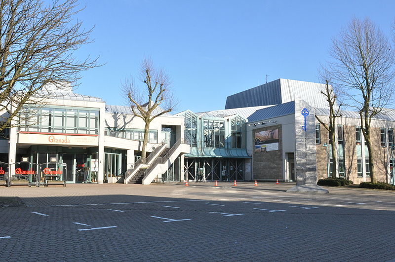 File:Forum Niederberg Velbert 03.JPG