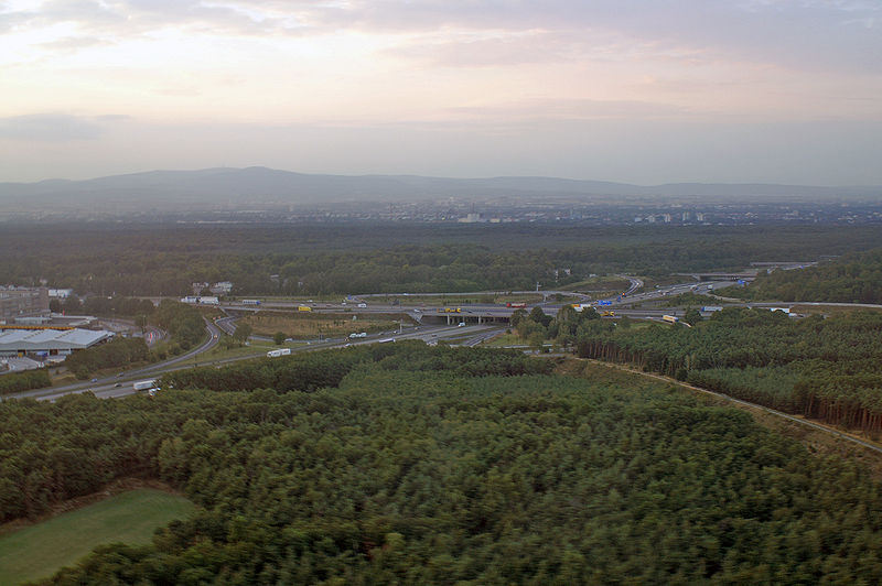 File:Frankfurter-Kreuz-Luftbild.jpg