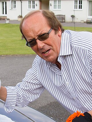 <span class="mw-page-title-main">Fred Dinenage</span> British television presenter and author (born 1942)