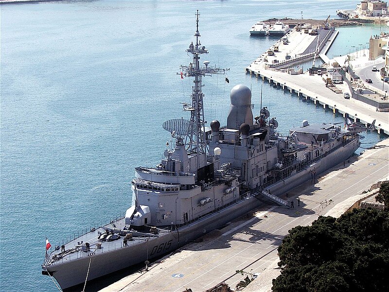 File:French destroyer Jean Bart (D615) at Malta on 17 March 2006 (2947725944).jpg