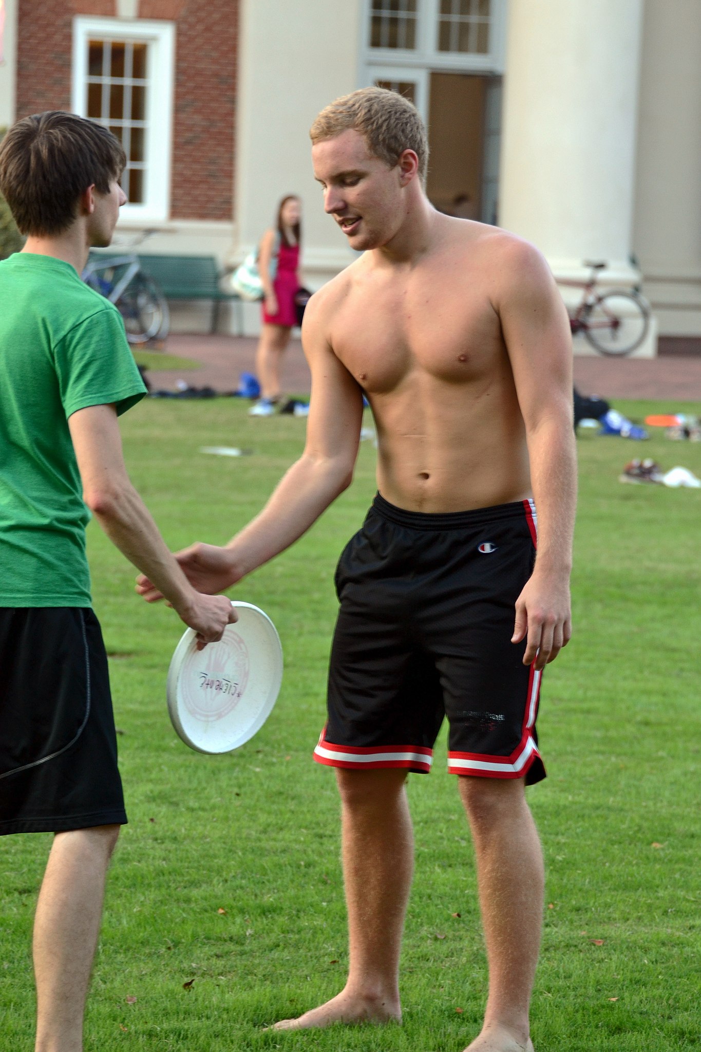 File:Frisbee Football (8058230655).jpg - Wikimedia Commons