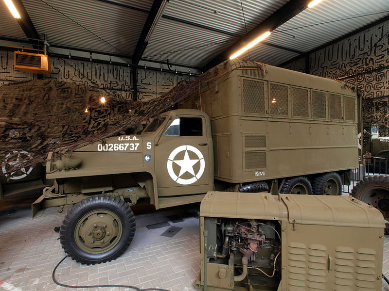 File:G-630 Studebaker US6-U3 Ordnance & Maintenance truck pic3.JPG