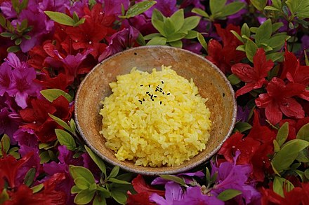 Ganghwang-bap (turmeric rice)