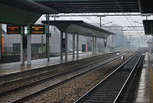 Gare-Garbagnate-Milanese-2012.jpeg