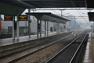 <span class="mw-page-title-main">Garbagnate Parco delle Groane railway station</span> Railway halt in Italy