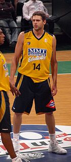 Hernán Jasen basketball player