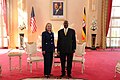 Hillary Rodham Clinton, Yoweri Museveni.jpg ile birlikte