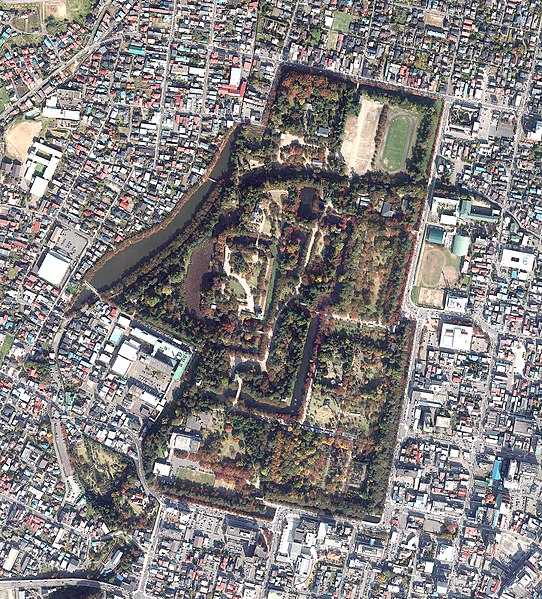 File:Hirosaki Castle Aerial photograph 2011.jpg