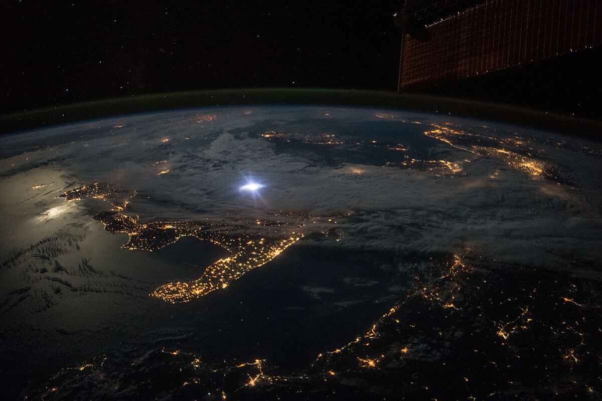 File Iss 45 Italy Night View 1 Wikimedia Commons