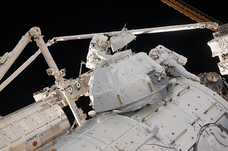 Файл:ISS STS-130 EVA3 Robert Behnken and Nicholas Patrick 3.jpg