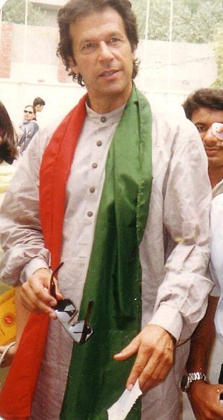 File:Imran Khan at Hotel Sindbad.jpg