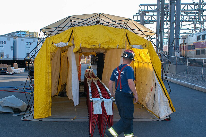 File:Incident Response Training Exercise - 2006-09-28 - Mass. Department of Environmental Protecetion - 41.jpg