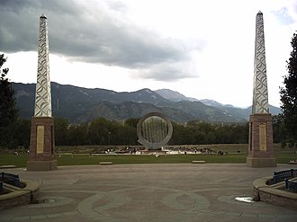 "Stargate" Fountain JuliePenroseFountainColoradoSprings062108.JPG