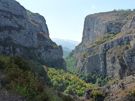 The Hunot (or Karkar River) Canyon near Karintak along the Janapar trail.