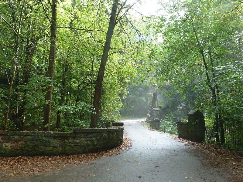 File:Kelmis-Kasteel Eyneburg (1).JPG