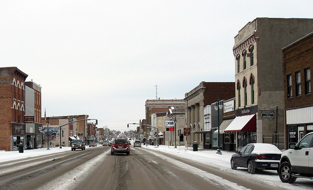 The population density of Keokuk in Iowa is 416.89 people per square kilometer (1080.06 / sq mi)