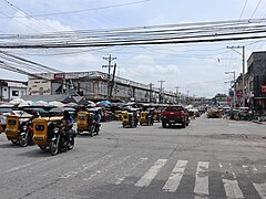Koronadal Poblacion, Alunan Avenue-market area