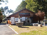 Centre de Géologie et de minéralogie Terrae Genesis[38].