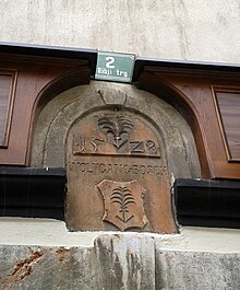 The plaque with the coat of arms of Wolfgang Bosch at Fish Square in Ljubljana Ljubljana - Boscheva hisa (grbovna plosca).jpg