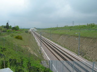 <span class="mw-page-title-main">Longfield Halt railway station</span> Former railway station in England