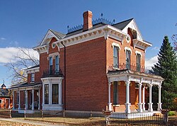 Lorenz ve Lugerde Ginthner House.jpg