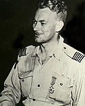 Spence commanding No. 77 Squadron in the Korean War