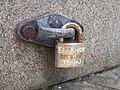 A love lock affixed to Kew Bridge.
